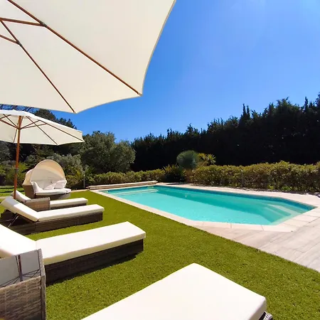 Villa Lou-lou, 8 People - Provencal Bastide - Clim - Pool *