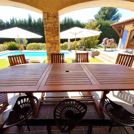 Villa Lou-lou, 8 People - Provencal Bastide - Clim - Pool *
