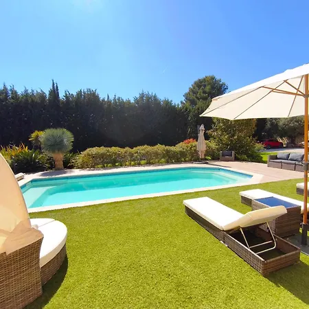 Lou-lou, 8 People - Provencal Bastide - Clim - Pool *