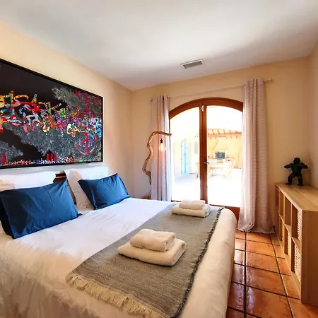 Villa Lou-lou, 8 People - Provencal Bastide - Clim - Pool *