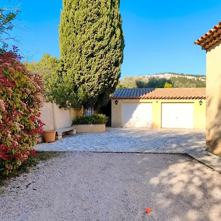 Villa Lou-lou, 8 People - Provencal Bastide - Clim - Pool *